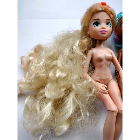 Mermaid High Dolls Finley & Oceanna Nude With Blonde & Blue Hair - Picture 6 of 9
